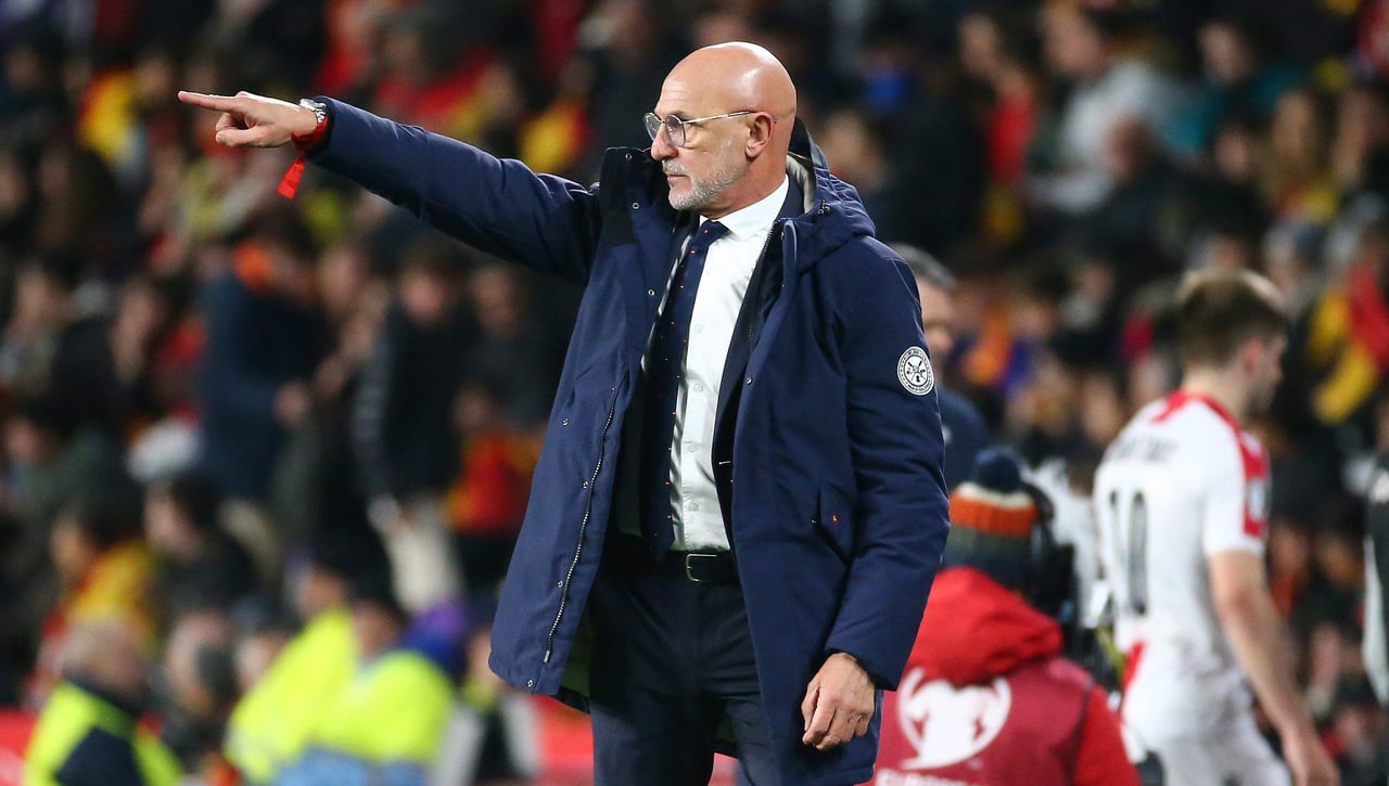 Los jugadores del Athletic que De la Fuente tiene apuntados para el presente... y el futuro