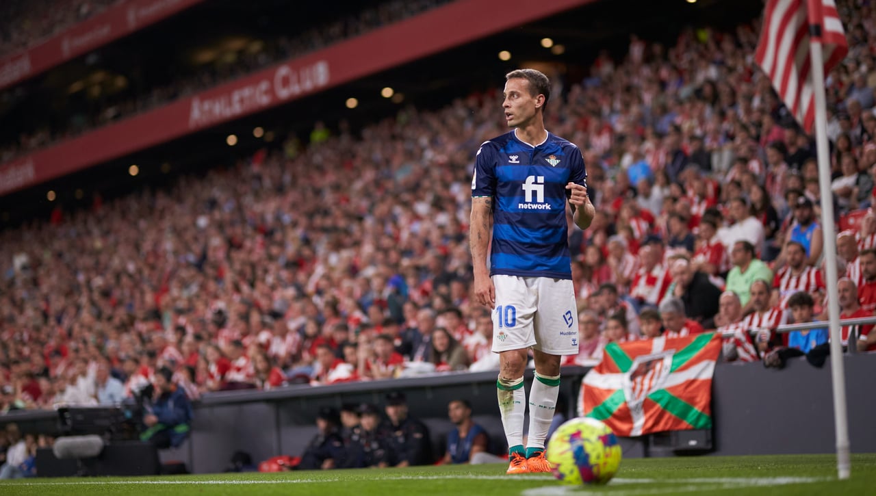 La última hora del traspaso de Canales a Rayados, que debe resolverse este domingo