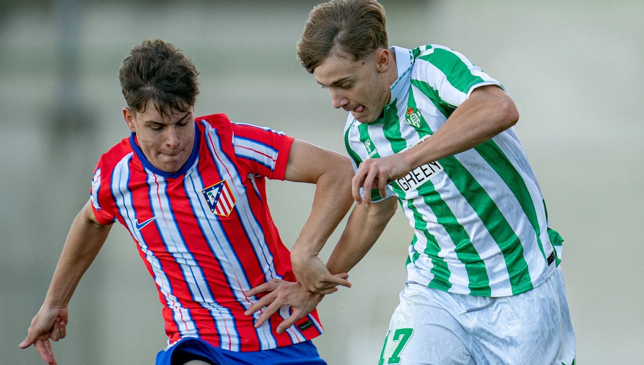 Betis Deportivo 0-2 Atlético Madrid B: Eclipse total en Heliópolis entre castigos y 'dobletes'