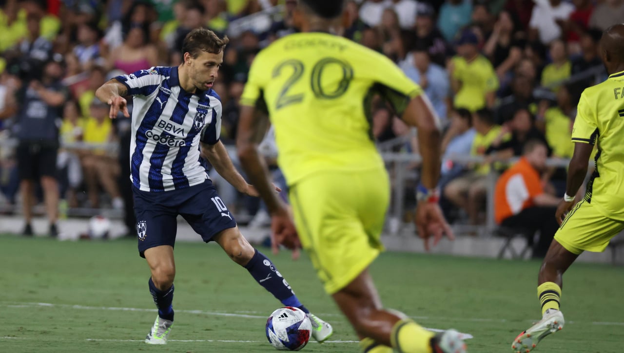 En México ya están viendo cómo se las gasta Canales, que justifica su adiós a cuentagotas