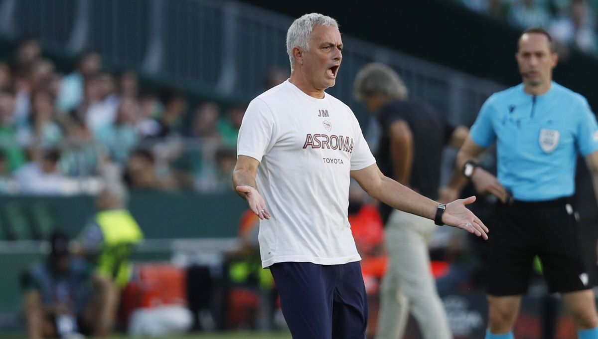 Un jugador de la Roma acusa a Mourinho de "bipolar"