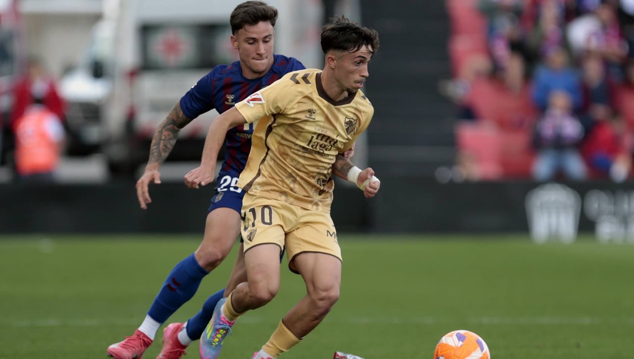 Así queda la clasificación de LaLiga Hypermotion tras el empate del Racing y el triunfo del Eldense