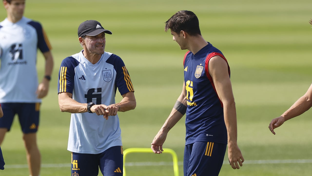 Luis Enrique, en su salsa, se insulta para explicar cómo se siente mejor con el equipo