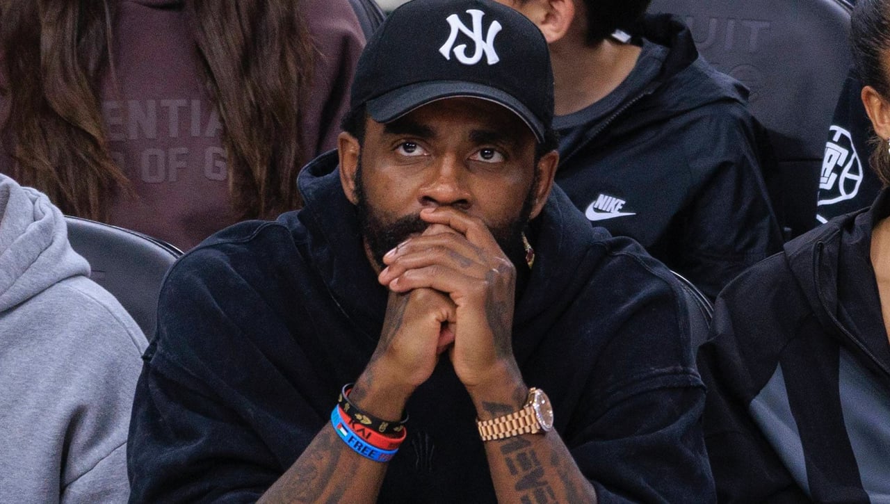 Los Mavericks dan marcha atrás con Kyrie Irving