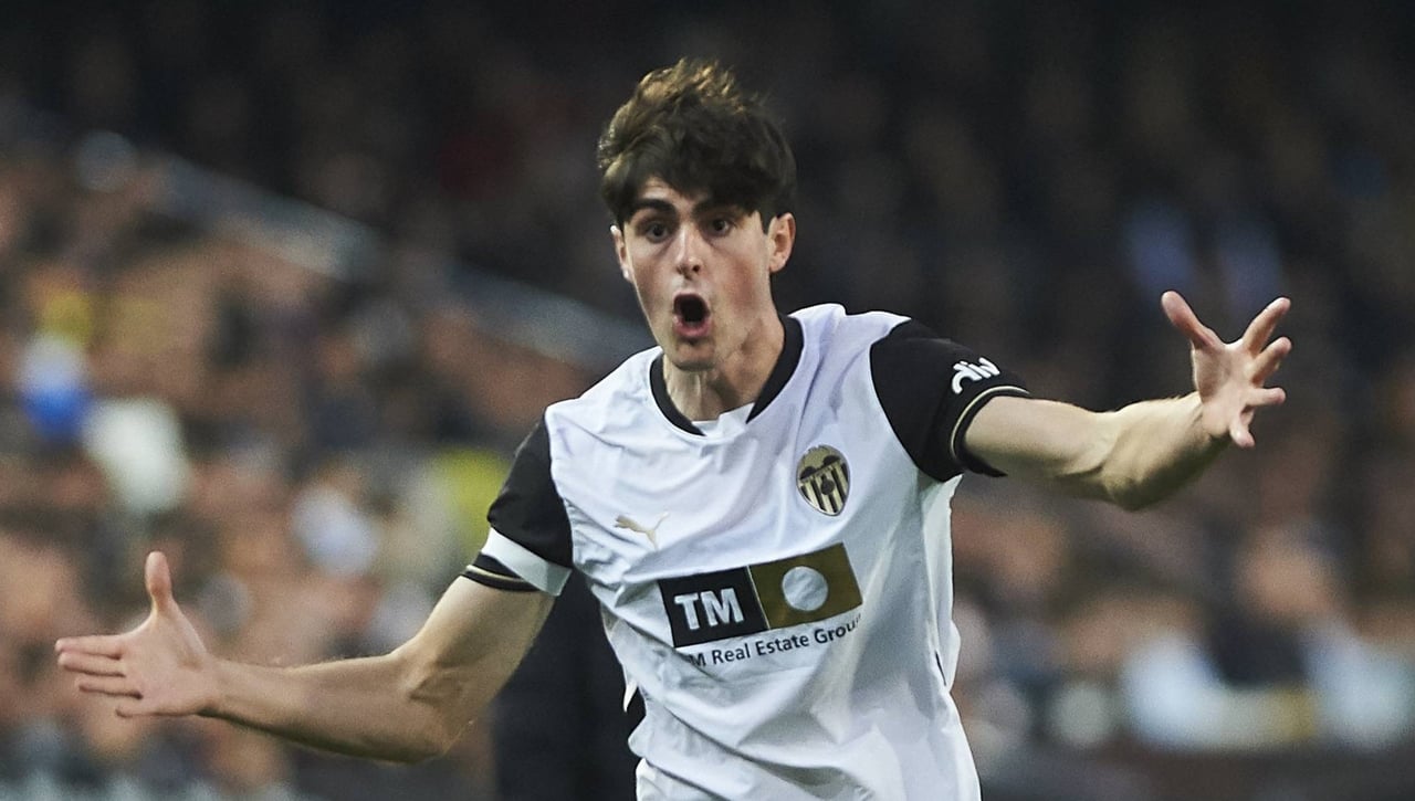 Problema en el fichaje de Javi Guerra