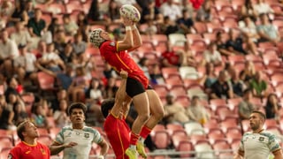 Los Leones 7s remontan en las Series Mundiales de rugby