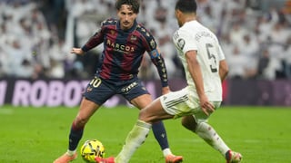 El escenario que se abre para el Levante tras la derrota en el Bernabéu