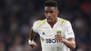 El ex del Betis Junior Firpo revela dónde le dieron "más hostias"