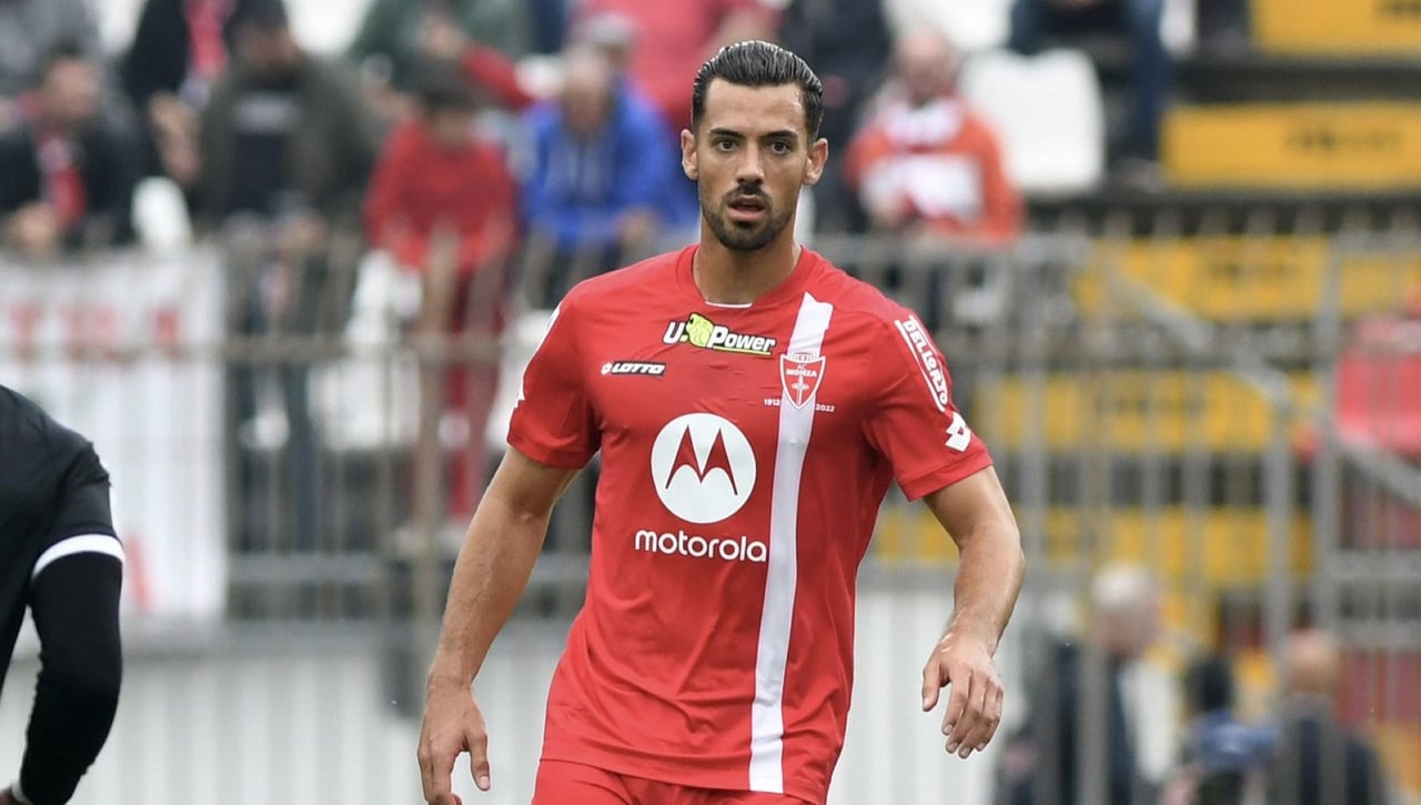 El Monza actualiza el estado de salud de Pablo Marí, que ha sido apuñalado