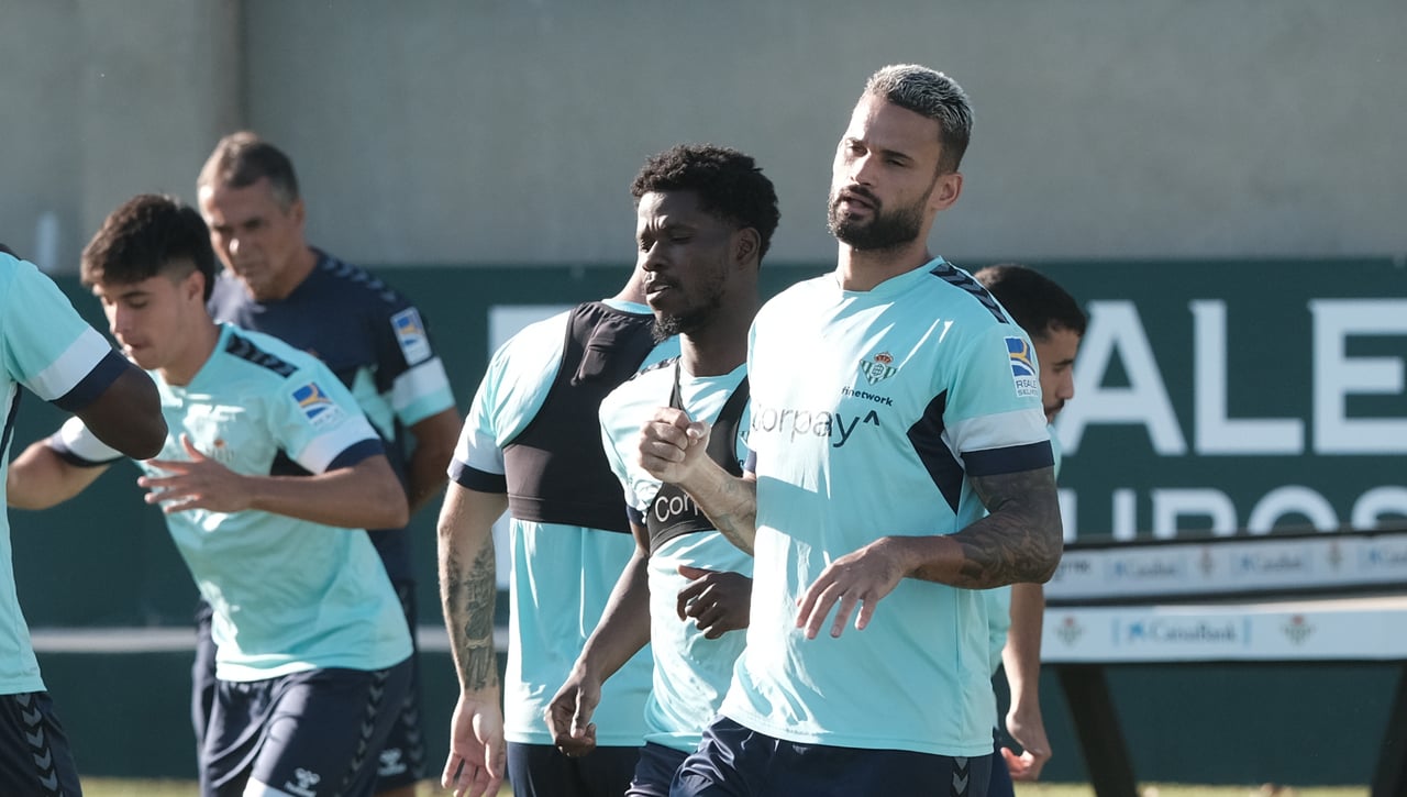 El Cruz Azul negocia con el Betis por Willian José