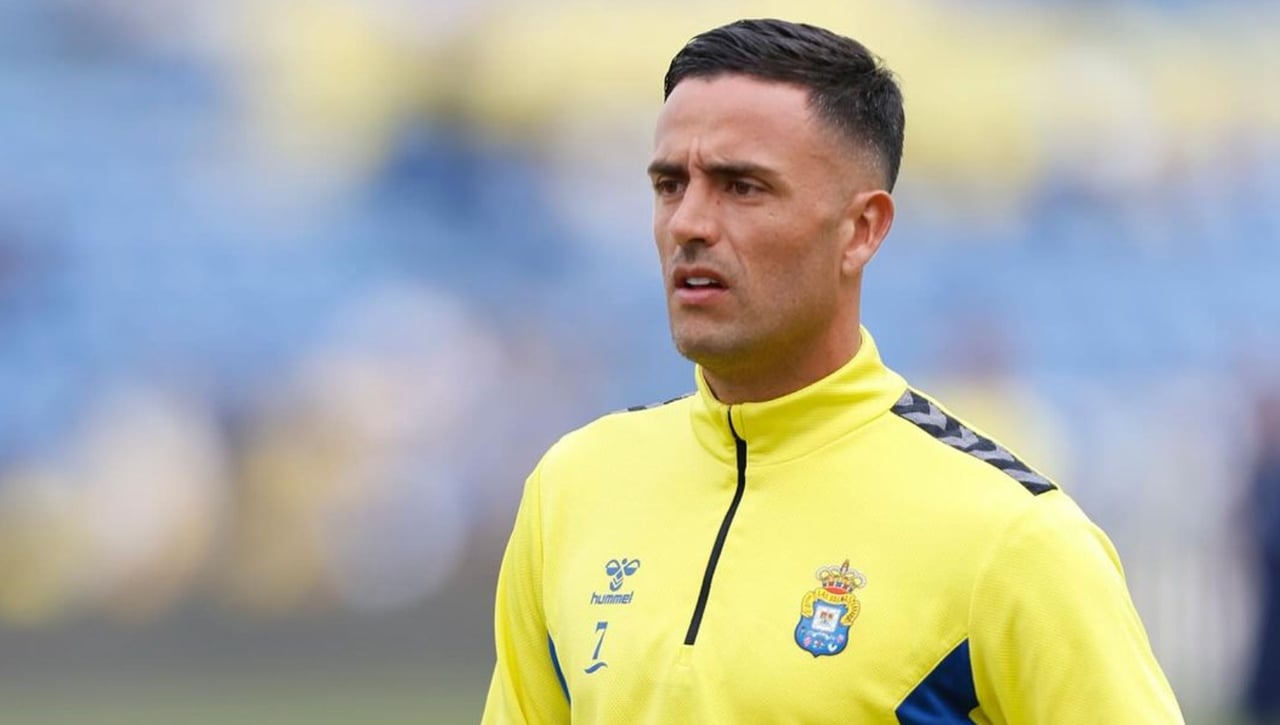 El Cádiz entra en la puja y manda a la lona al Deportivo