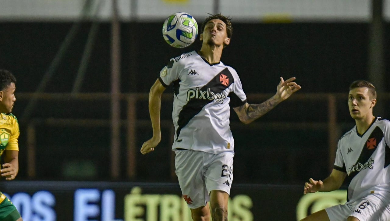 777 Partners, accionista del Sevilla, sondea a una estrella de Brasil y el precedente de Lukebakio