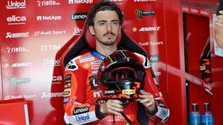 Bagnaia paga caro su pique con Marc Márquez en Aragón