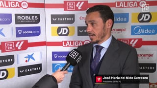 Javi Puado, tema de conversación en el palco del Sánchez-Pizjuán