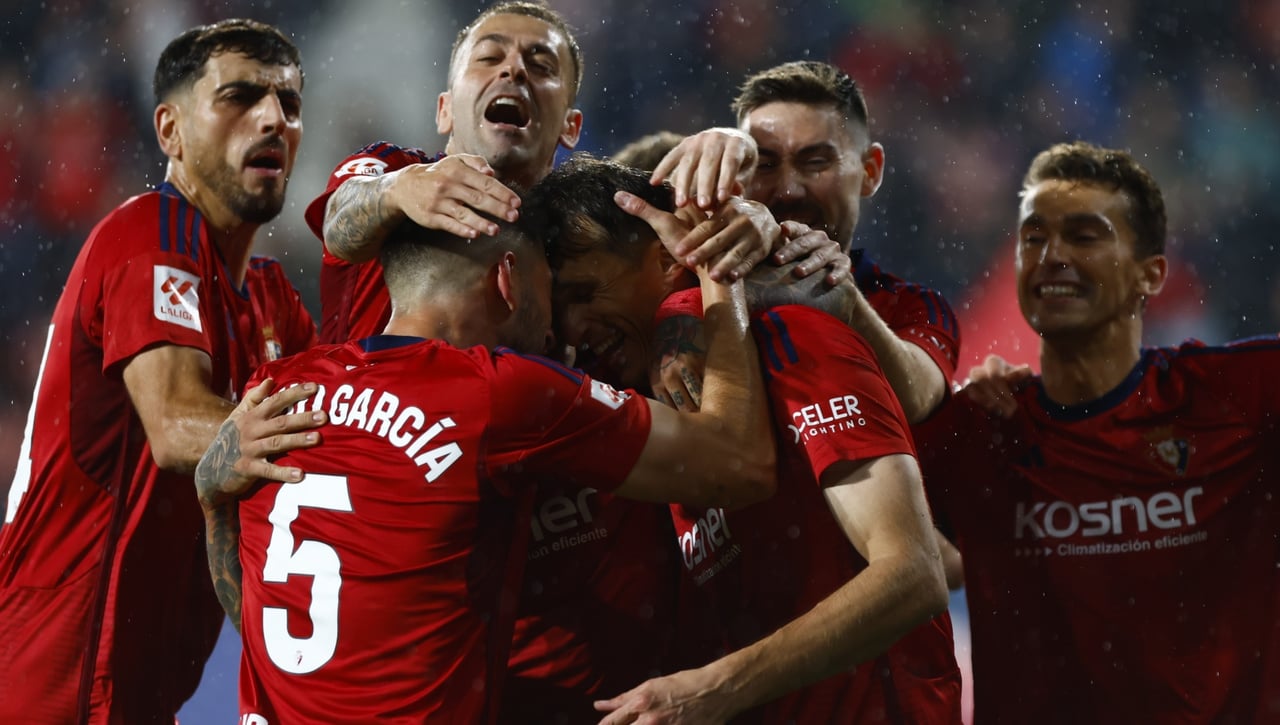 Osasuna 2-0 Granada: Budimir celebra su renovación a lo grande