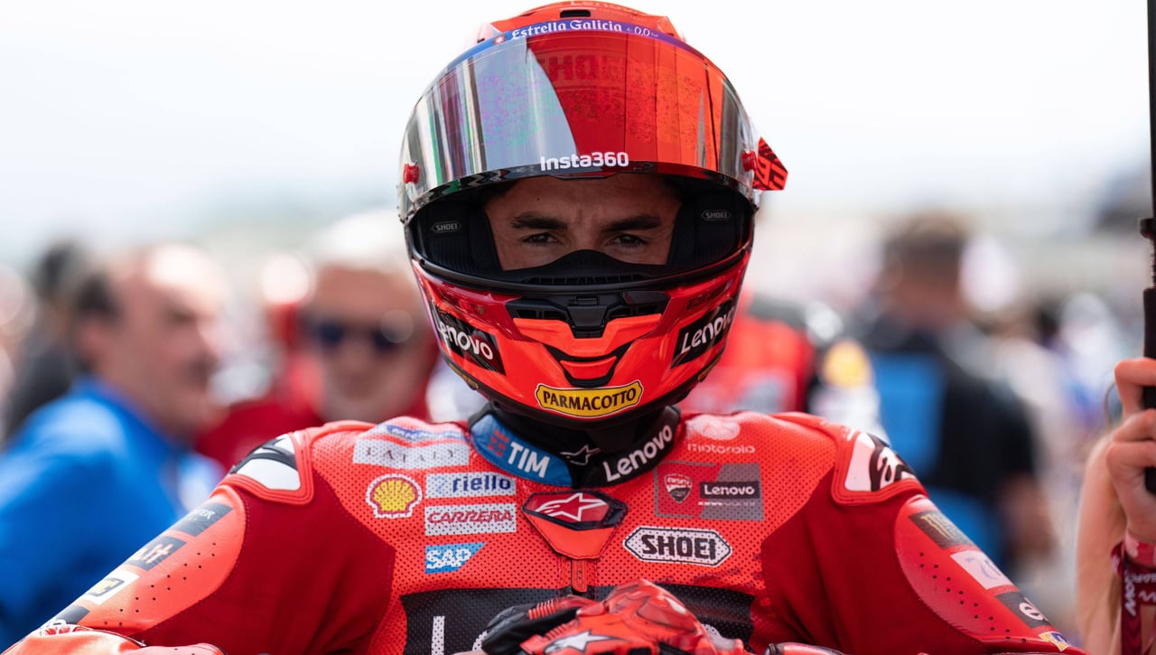 Los tifosi se la lían a Marc Márquez y Ducati toma una decisión