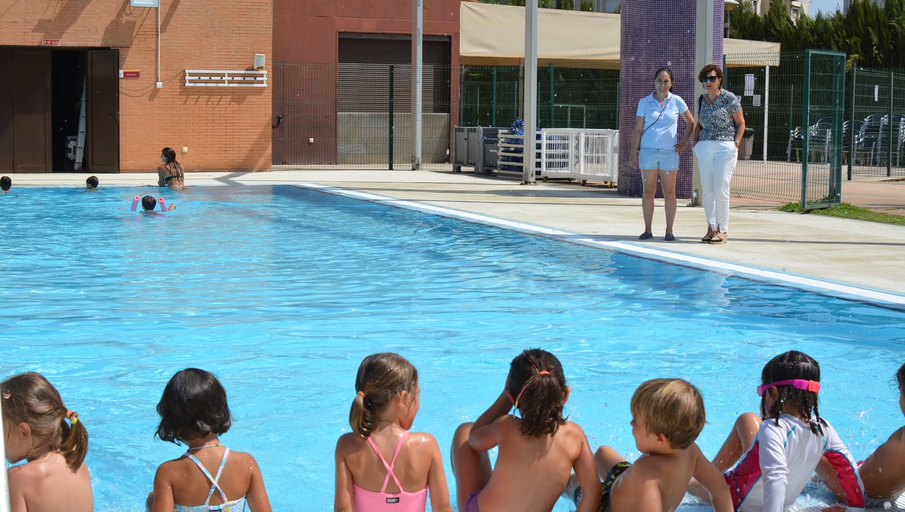 Visita de la Vicerrectora de la US al Campus deportivo