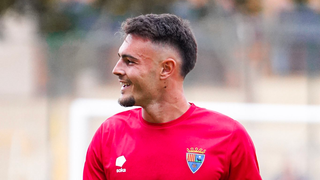 Las Palmas se interesa en el fichaje de un polivalente defensa de Primera RFEF