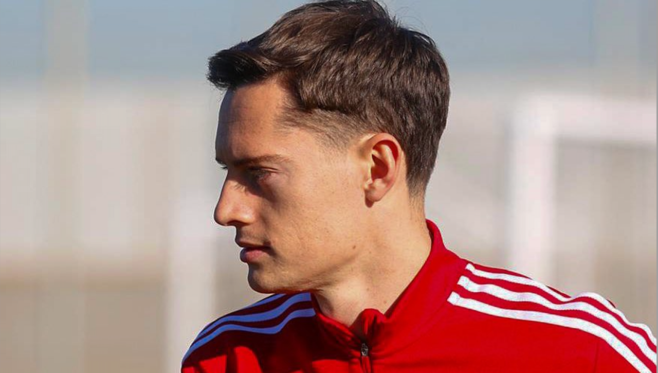 Pol Lozano: “El estadio parecía Los Cármenes”