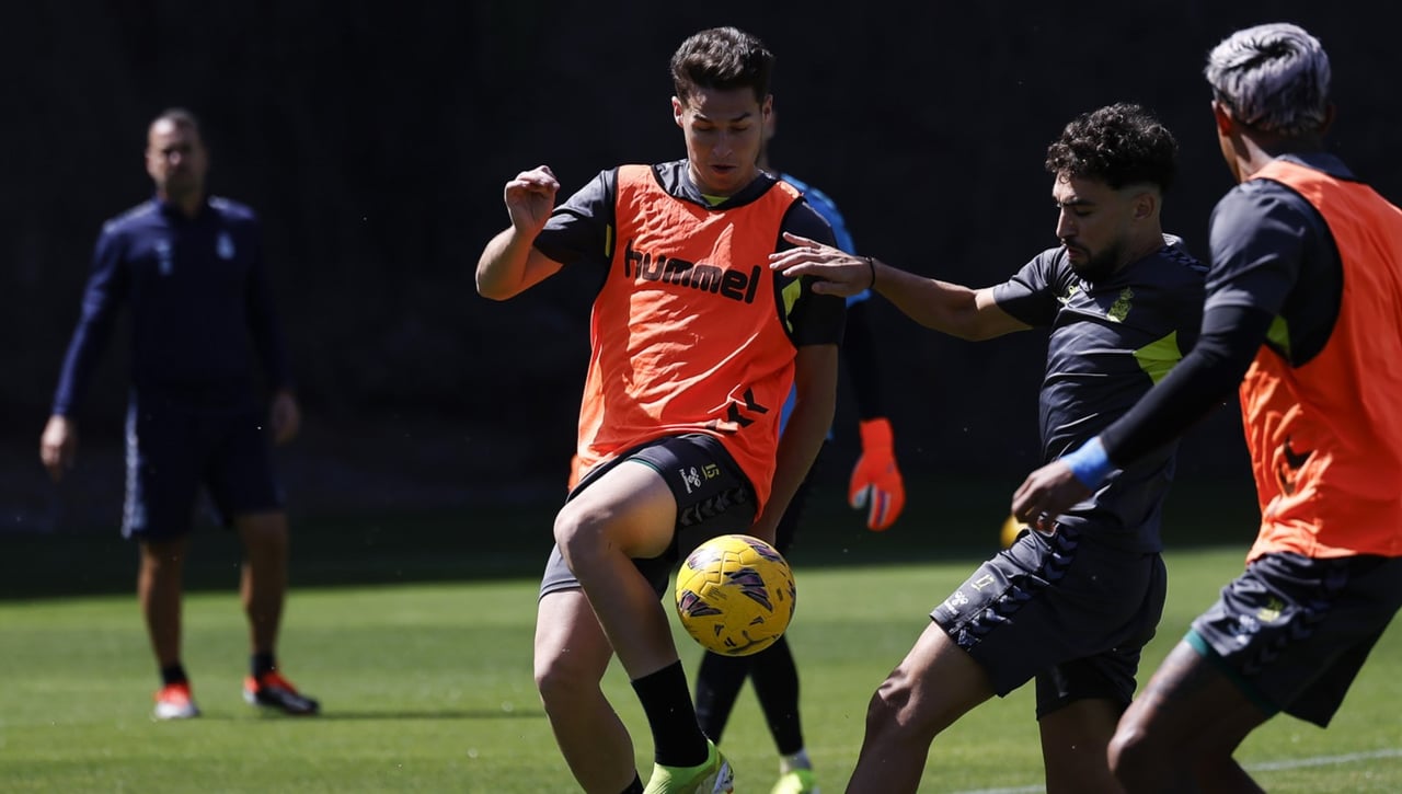 El Betis avanza firme en el fichaje de su nuevo lateral izquierdo