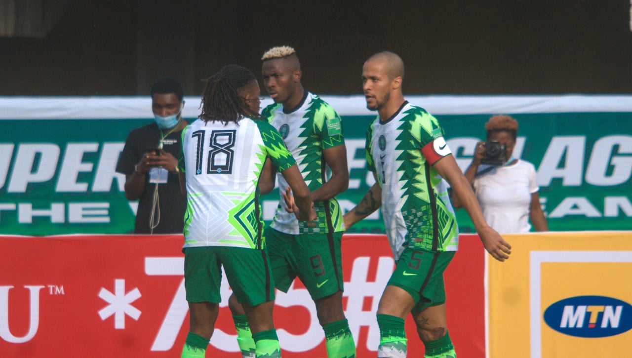 La 'manta corta' de Nigeria: su 'generación de oro' sólo produce delanteros