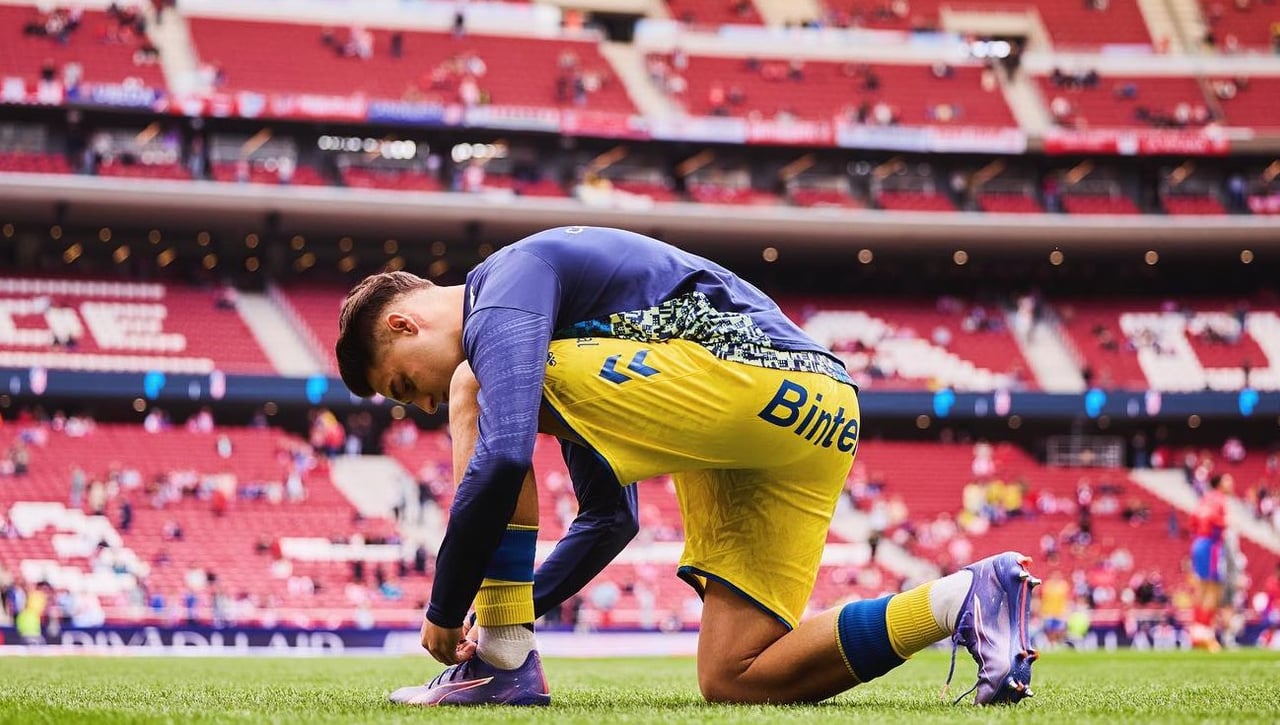 El Sevilla vuelve a preguntar por el central deseado por García Pimienta