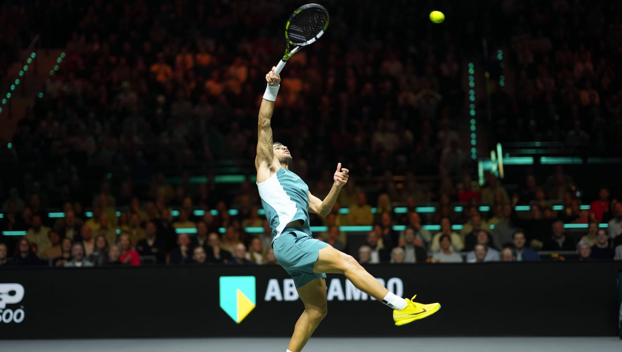 Carlos Alcaraz sabe sufrir en Rotterdam