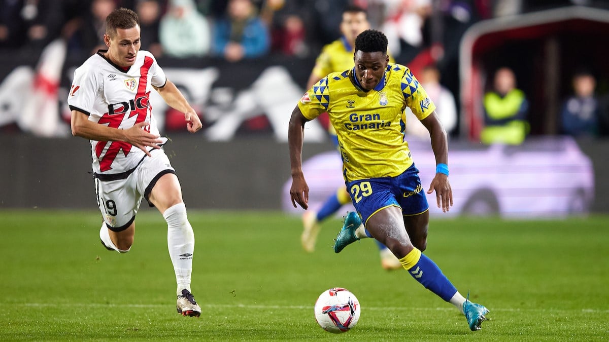 Rechazó una oferta del Barcelona por Dário Essugo