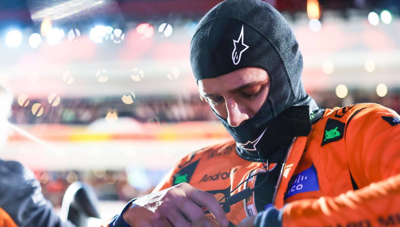 McLaren se disculpa con Norris y Piastri tras la descalificación en Las Vegas: "Pedimos disculpas por la pérdida de puntos en un momento crítico del campeonato"