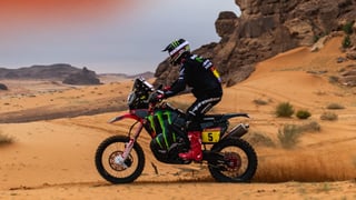 Increíble Barreda: gana la etapa con un dedo roto