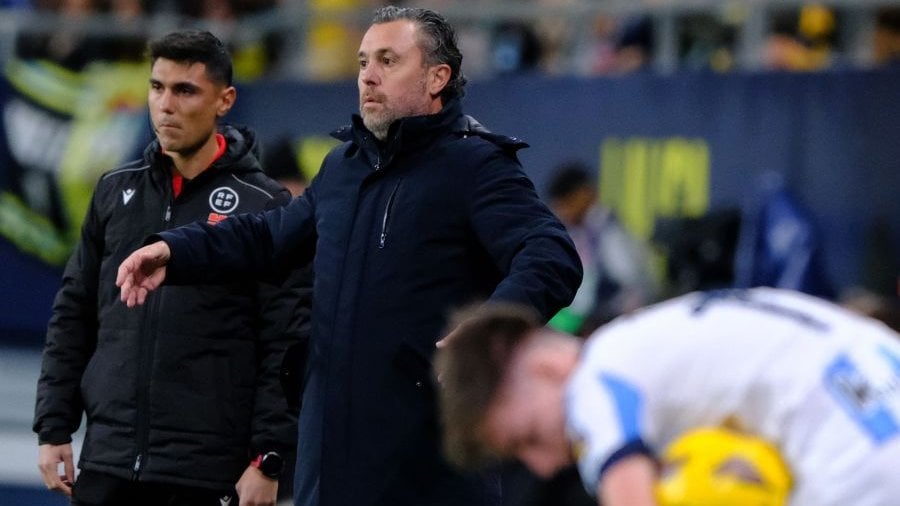 Sergio responde Vizcaíno y deja claro sus deseos para el mercado de enero en el Cádiz