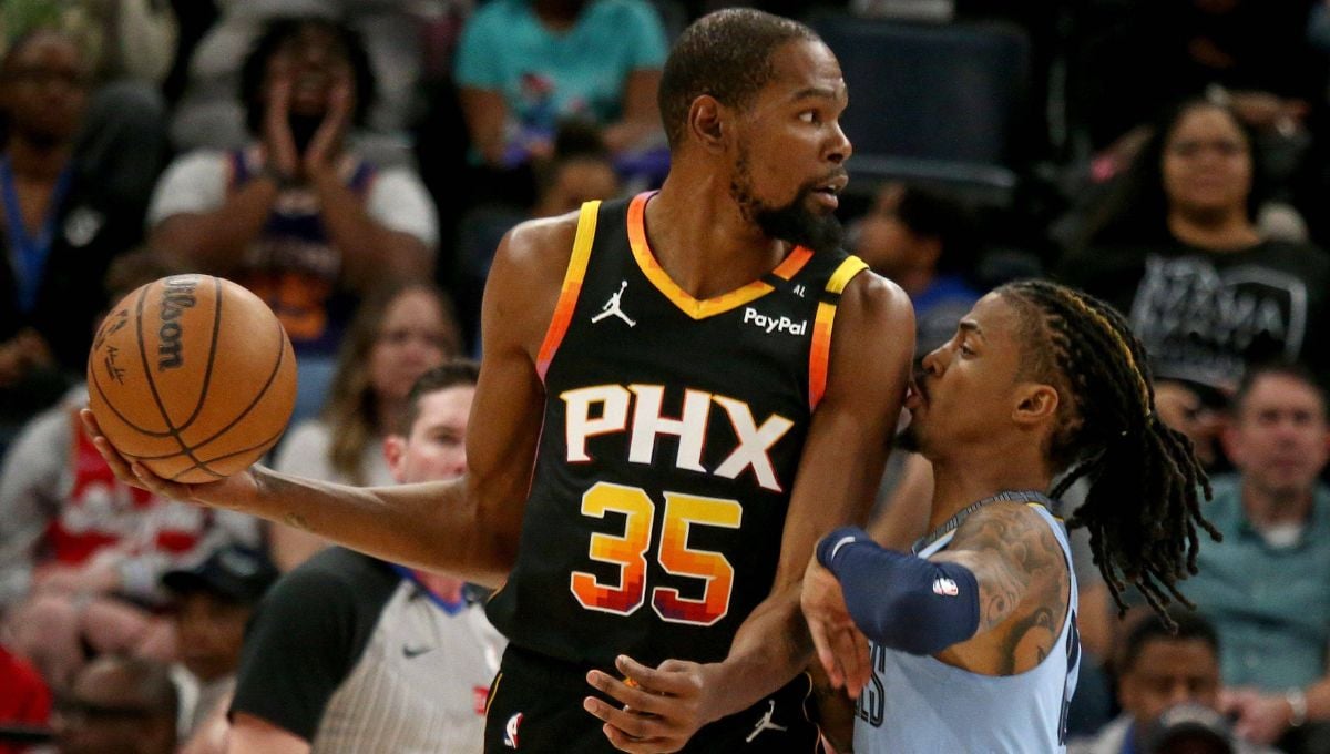 Kevin Durant se mete en un lío