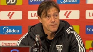 Almeyda, sobre la llegada de Sergio Ramos, las conversaciones para fichar en enero y su situación en el Sevilla: "Me costó mucho"