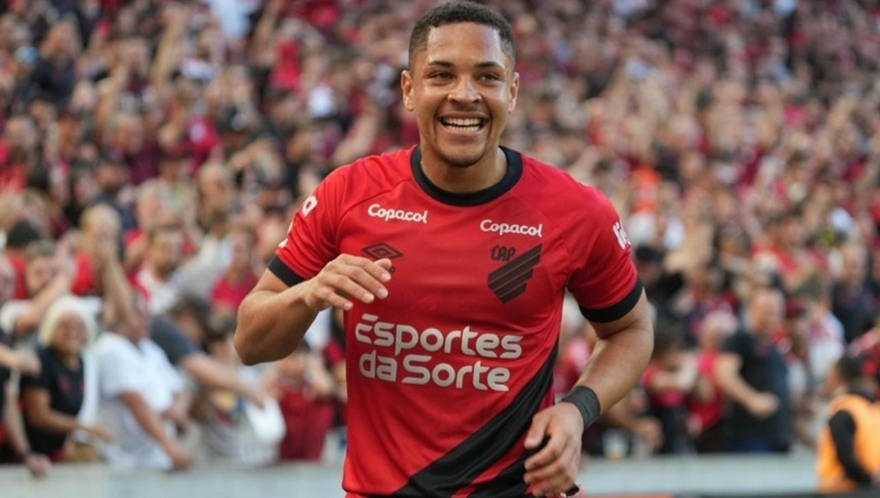 Peligra el fichaje de Vitor Roque por el Barça