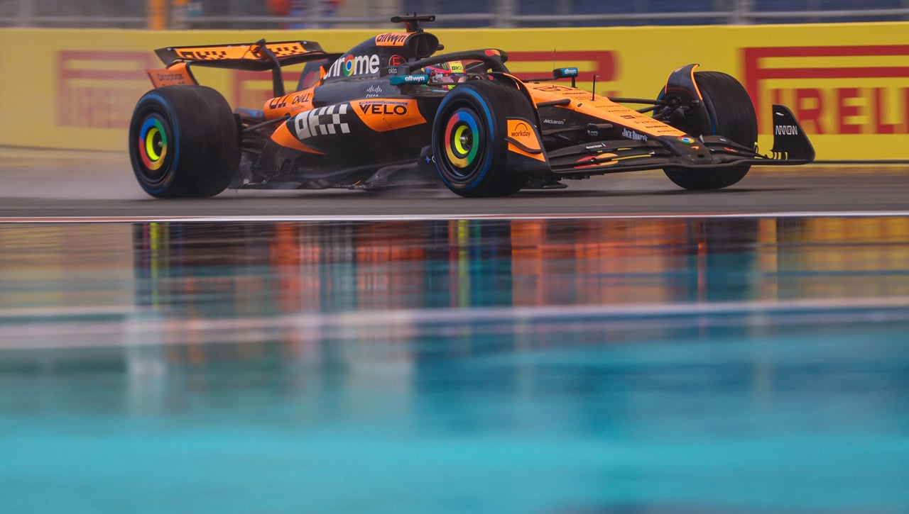 Piastri comanda la exhibición de McLaren en Miami