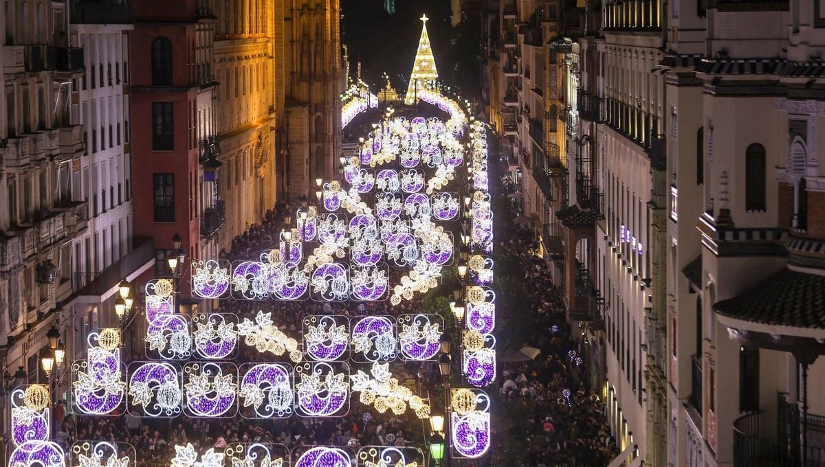 Actuaciones, cortes de tráfico, calles acotadas: todo lo que debes saber sobre las campanadas de fin de año en Sevilla