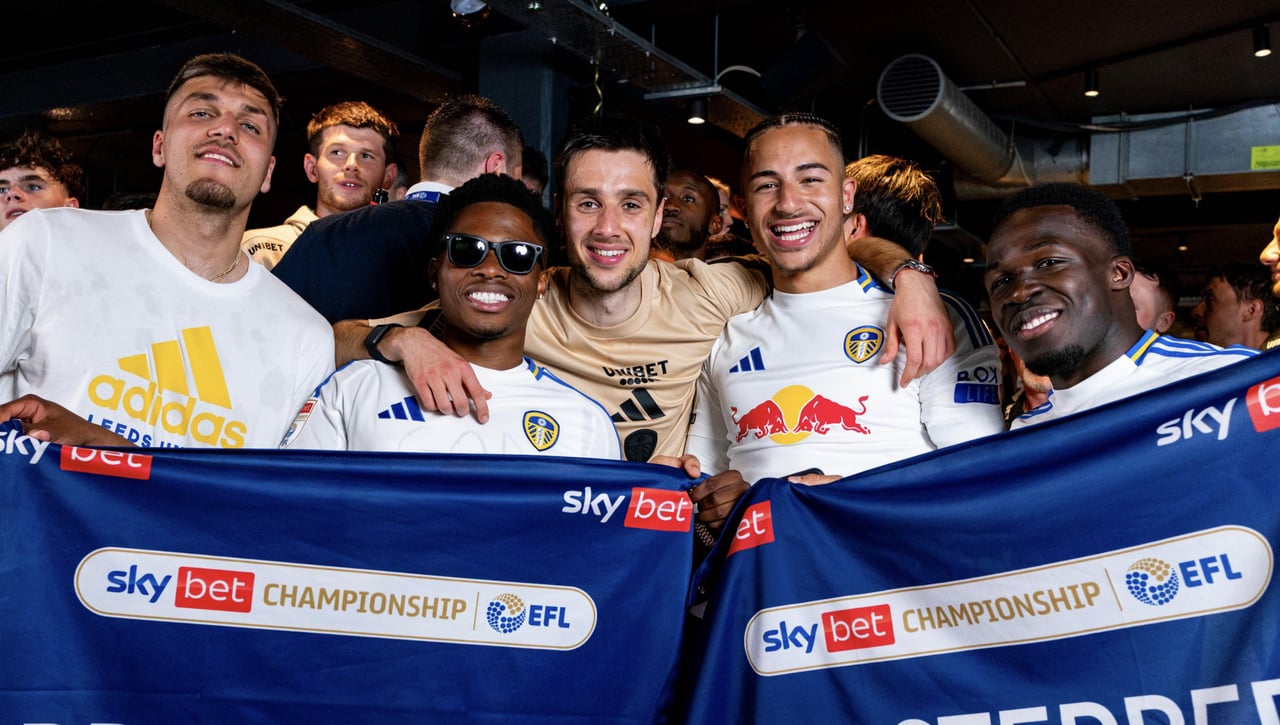 El Leeds de Junior Firpo asciende a la Premier League