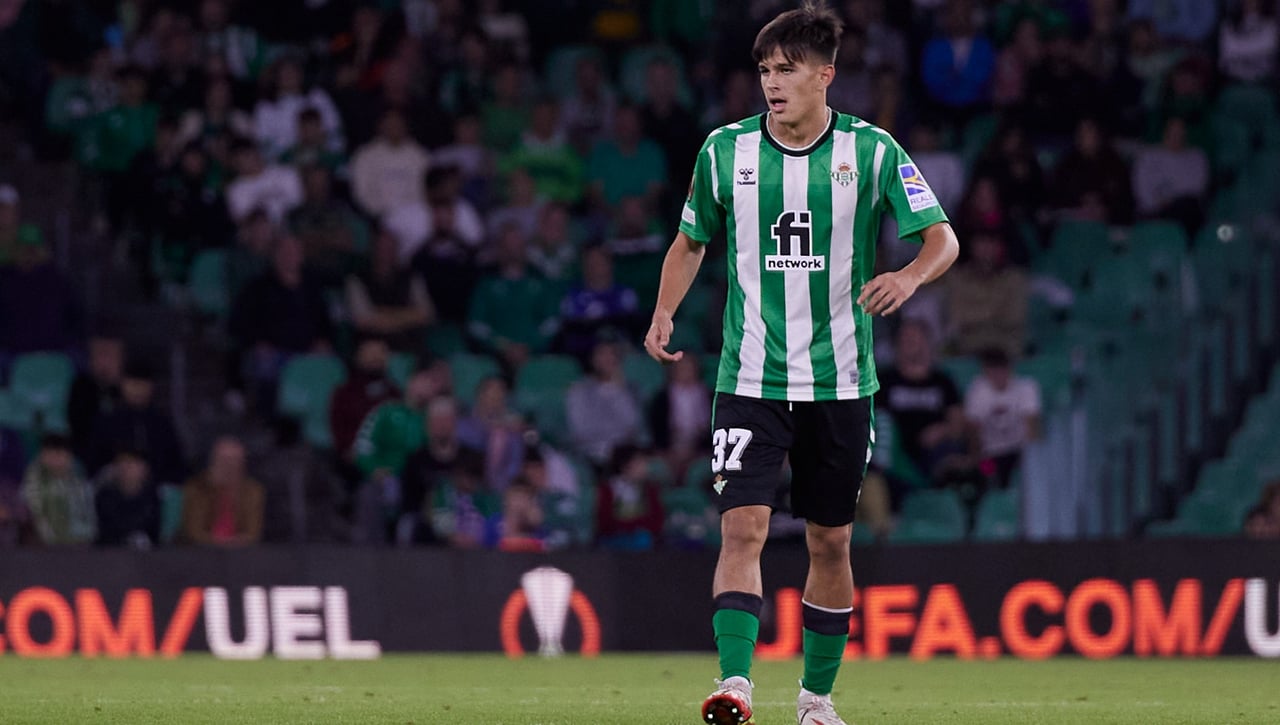 El octavo sueño cumplido por Pellegrini en un "glorioso" que "camina a hombros de gigantes"