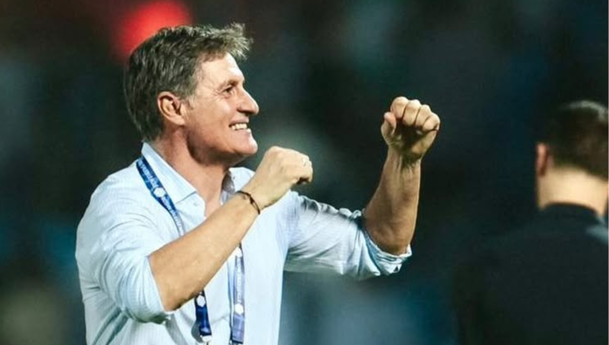 Míchel es destituido del Al-Qadsiah