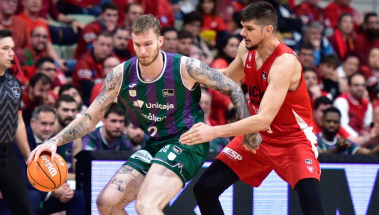 El Unicaja ya tiene su primer premio y el Manresa sueña con él