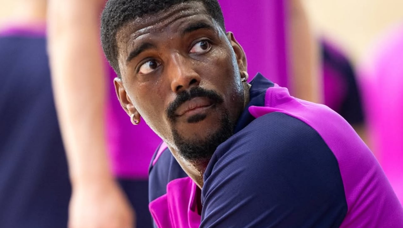 El Barça guarda silencio con el futuro de Dika Mem