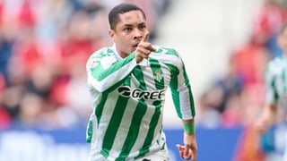 Vitor Roque, el primero en llegar