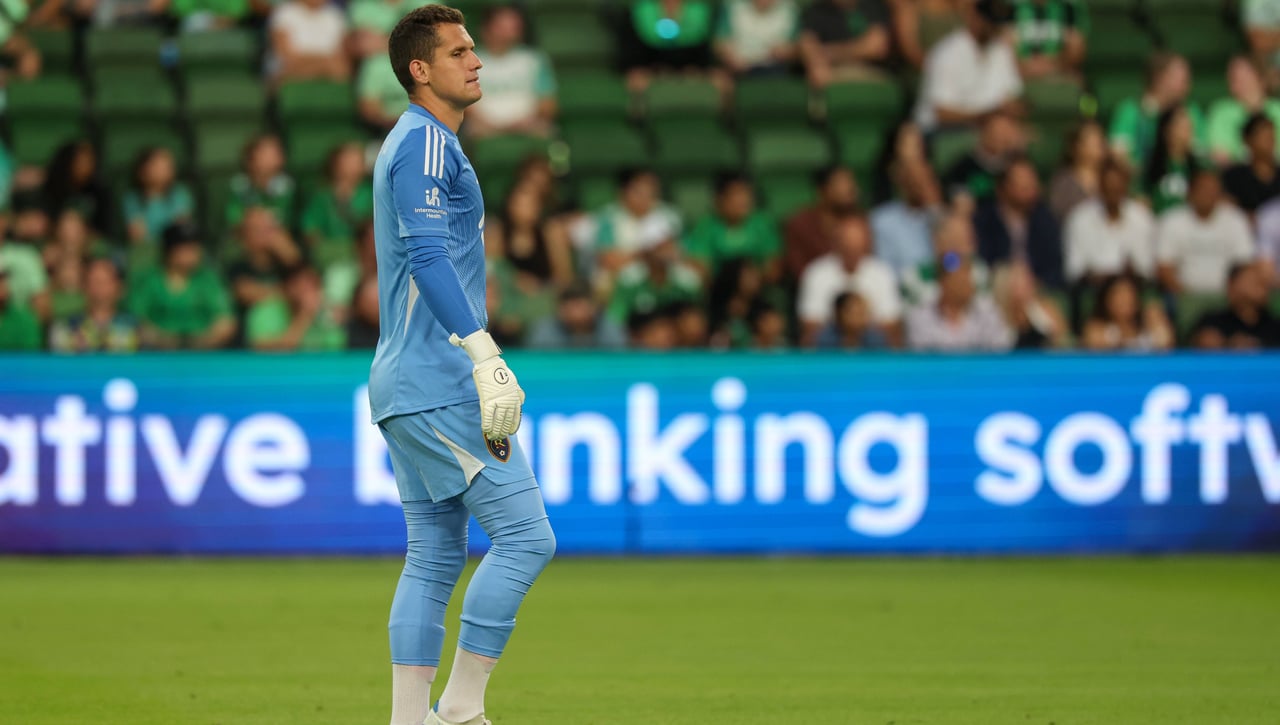 Oferta para la contratación de Rafael Cabral