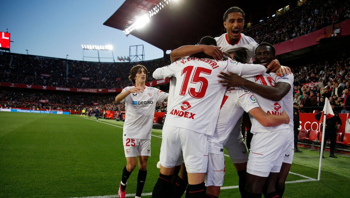 Sevilla 2-0 Mallorca: Los cimientos de la tranquilidad, en el muro del Sánchez-Pizjuán