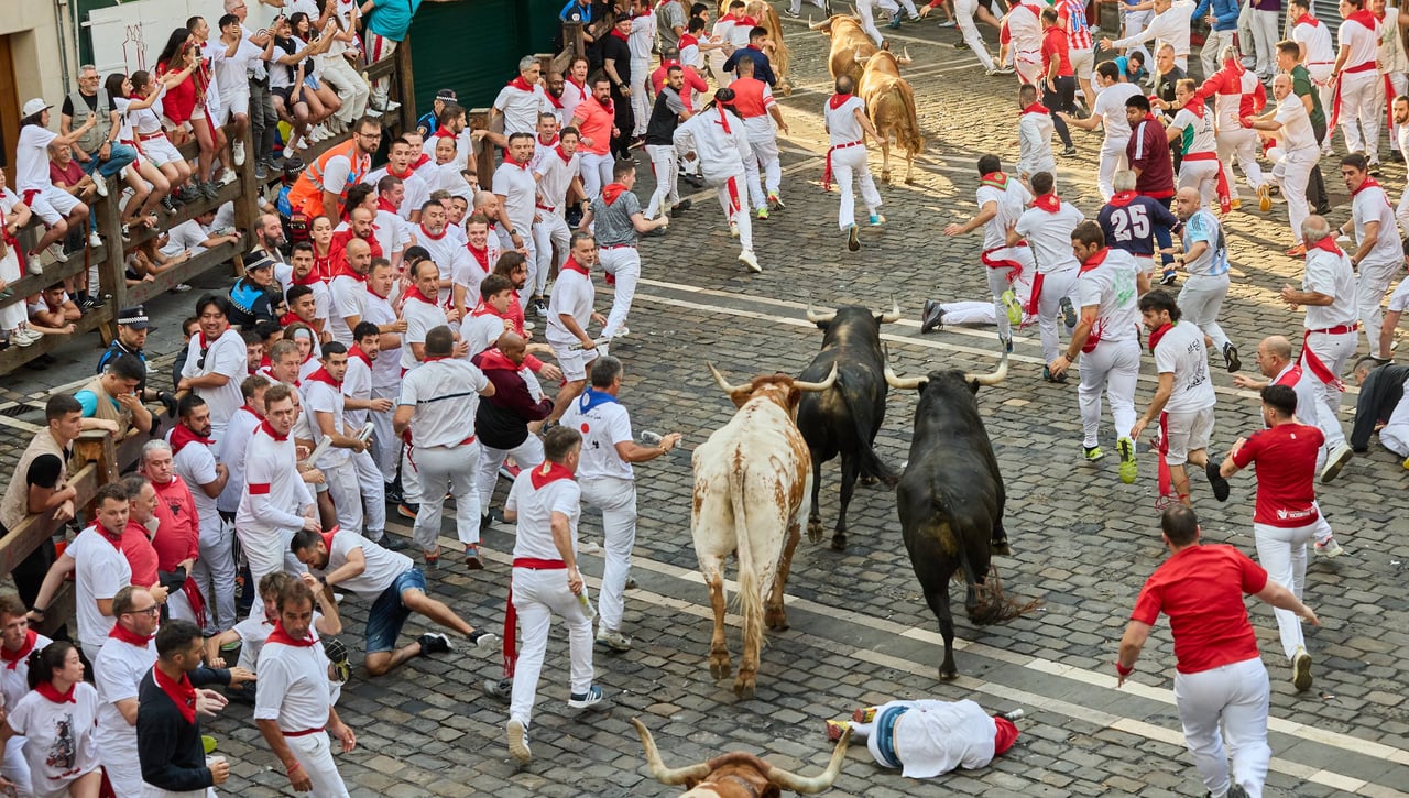 Sexto encierro de San Fermín 2024: horario, dónde ver en TV y online hoy y ganadería
