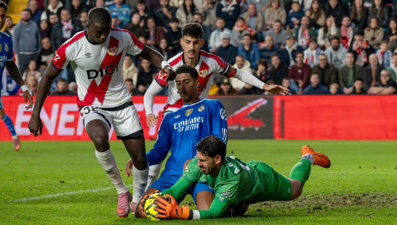Polémica arbitral en Vallecas: el CTA avala las decisiones y descarta dos penaltis al Real Madrid