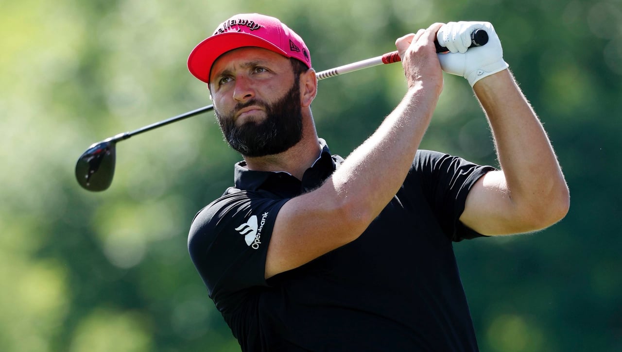 Jon Rahm, obligado a renunciar en el PGA