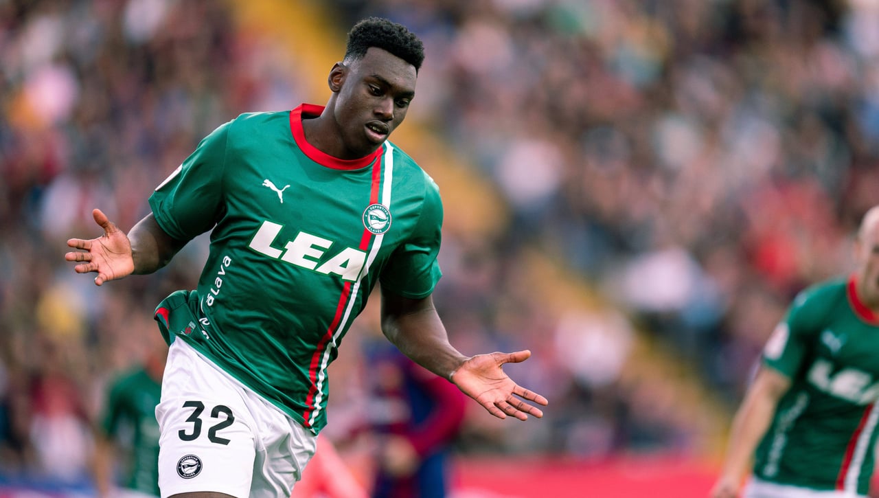 La estratosférica cláusula oculta de Samu Omorodion en el Atlético de Madrid