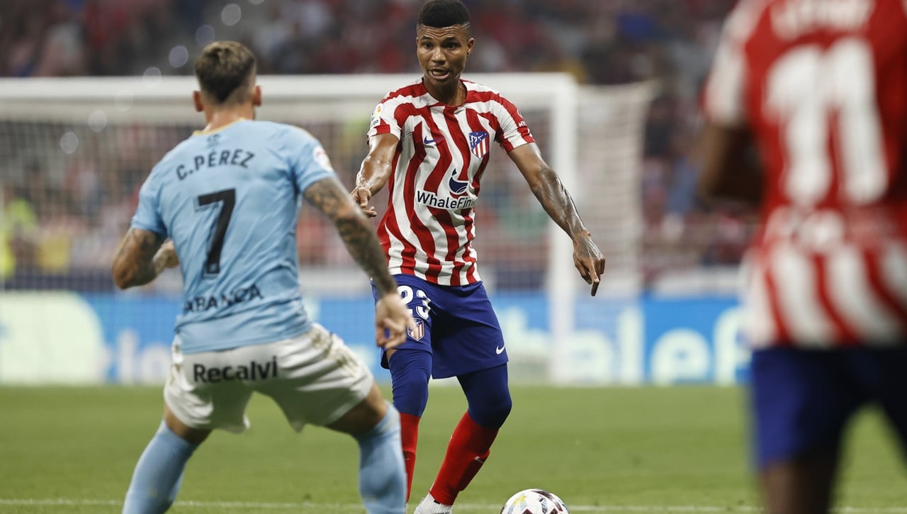 Simeone y el Atlético de Madrid quieren al nuevo Reinildo