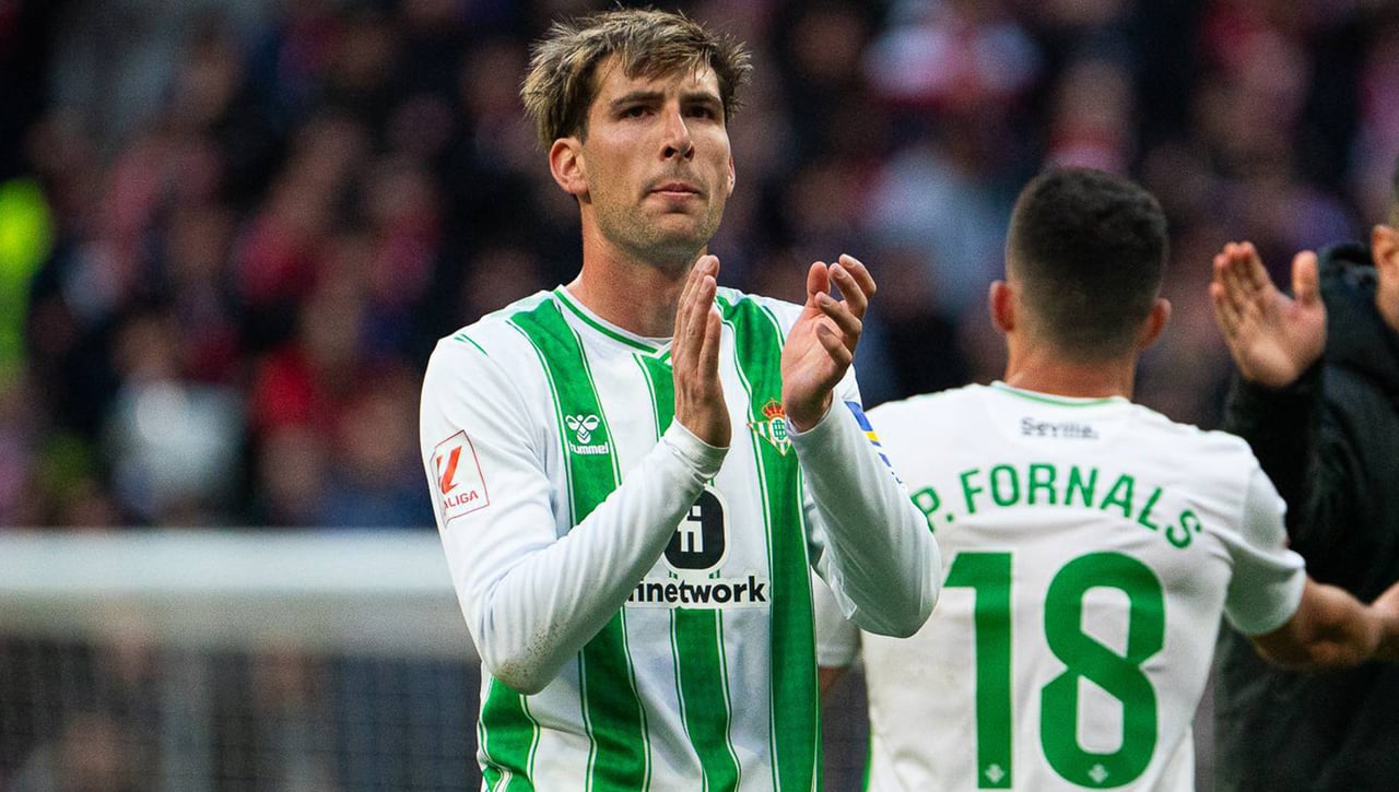 Miranda acumula ofertas para salir del Betis: ahora de LaLiga